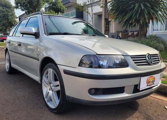 VOLKSWAGEN PARATI 1.0 MI 16V TURBO GASOLINA 4P MANUAL G.III VOLKSWAGEN PARATI 1.0 MI 16V TURBO GASOLINA 4P MANUAL G.III